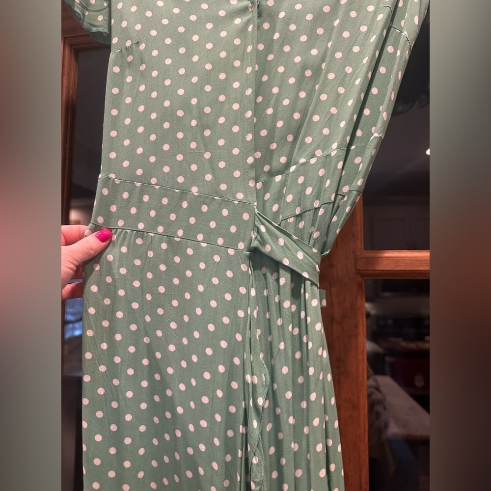 Green & White Flowing Polka Dot Wrap Dress Size Small Snap Top - Picture 4 of 9